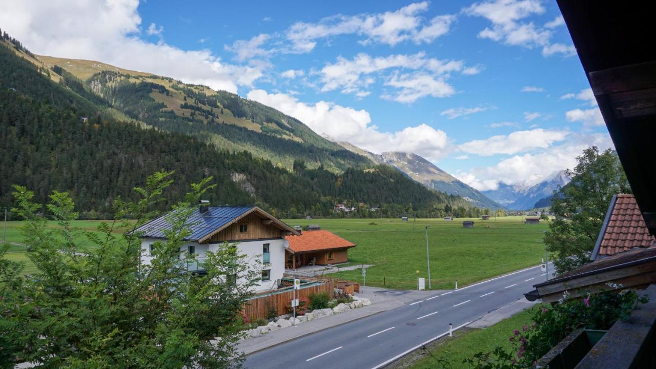 Haus Petra Hotell Bach  Exteriör bild