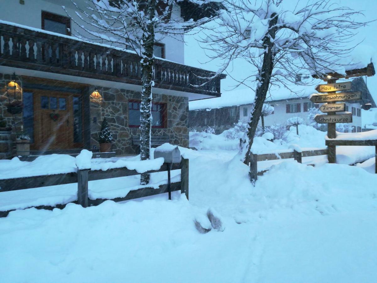 Haus Petra Hotell Bach  Exteriör bild